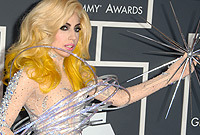 Latest-hairstyles-2010-grammy-awards-side